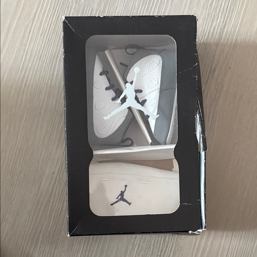 Jordan 9 Retro Baby Shoes in White and Gray